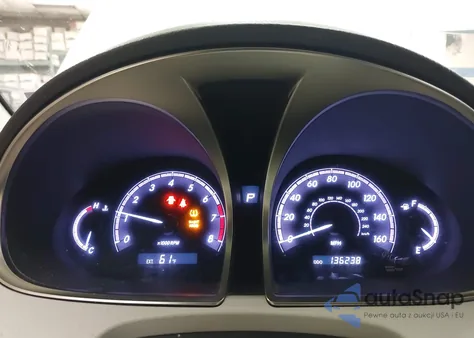 2011 Toyota Avalon Limited z USA, uszkodzony, nr VIN 4T1BK3DB5BU381125